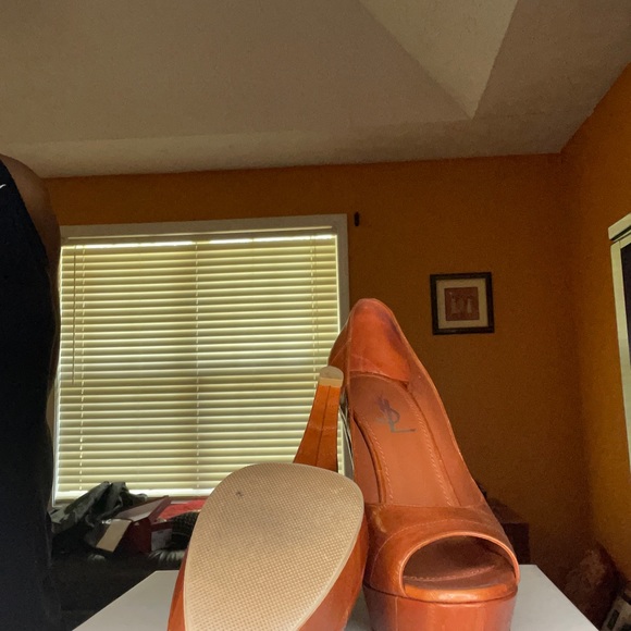 Classic Yves Saint Laurent - Picture 3 of 5